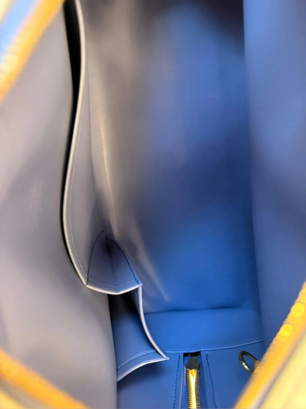 LV Tompkins Square — Vernis Leather Blue